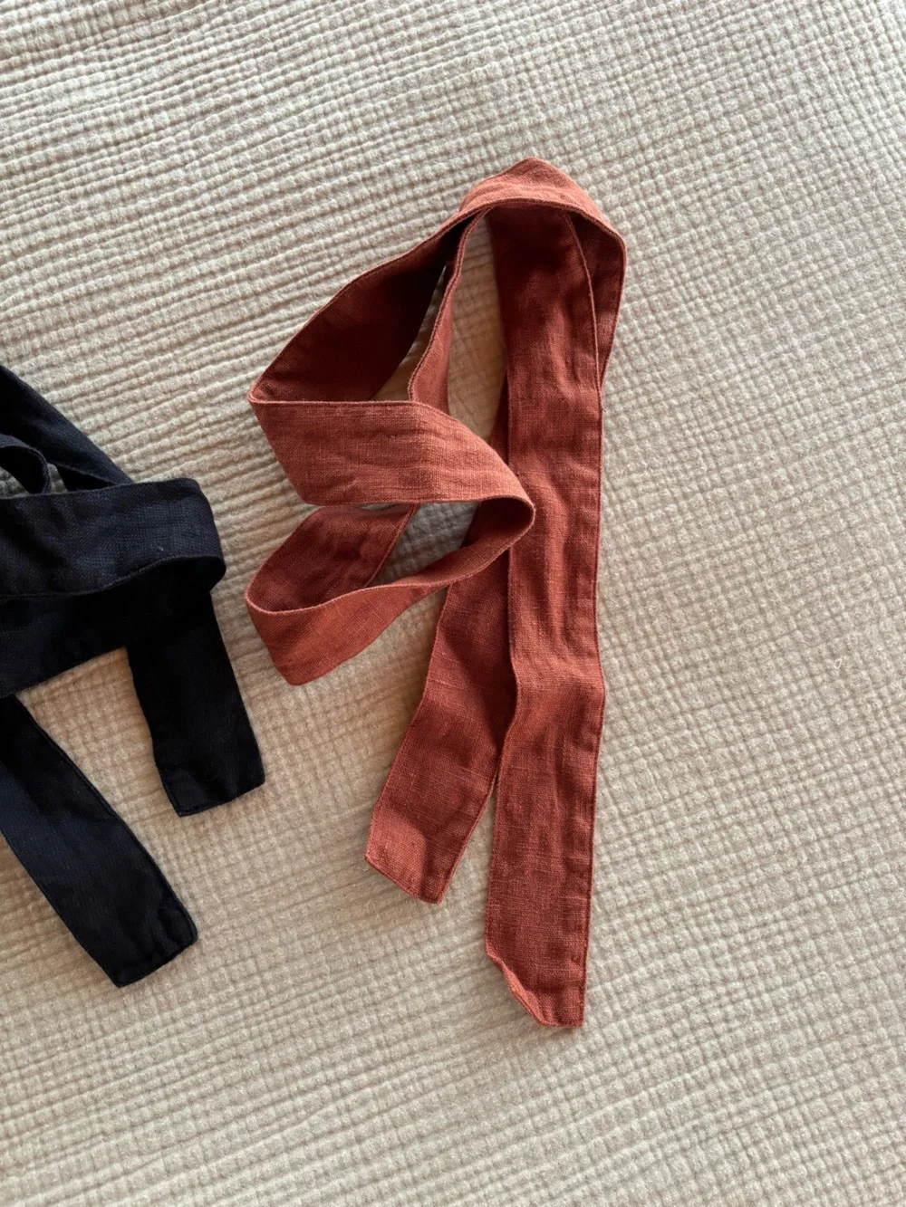 2 Linen Belts